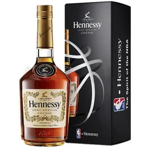 Hennessy VS konyak 0,7l 40% DRS, papírdobozos
